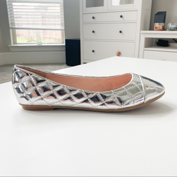 Used Forever Silver Quilted Flats Upgrade-14, size 8 (no box) - Picture 2 of 13